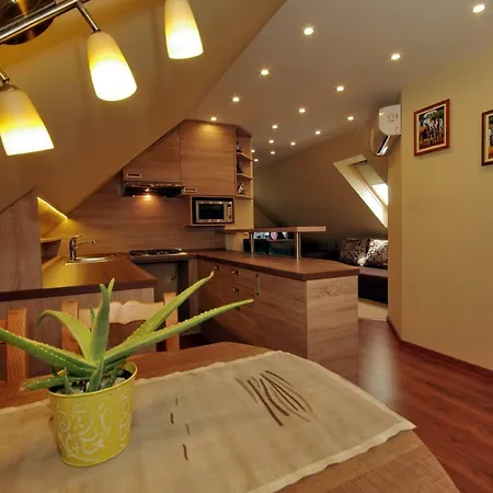 Matyas Apartmanhaz *
