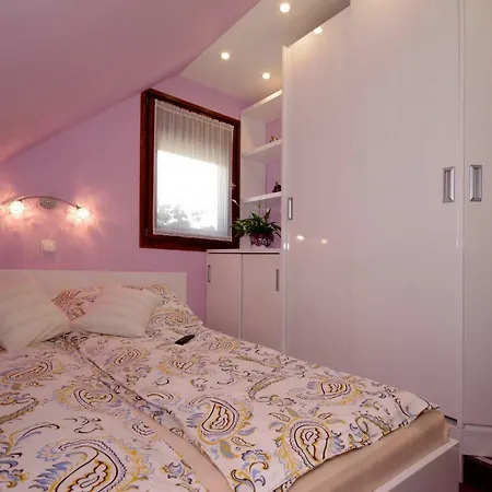 Matyas Apartmanhaz * Gyula