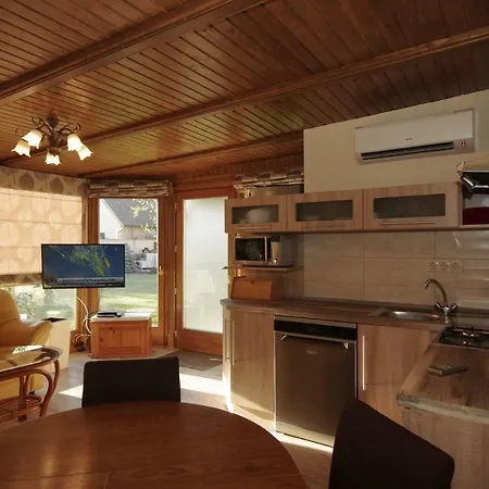 Apartament Matyas Apartmanhaz Jula